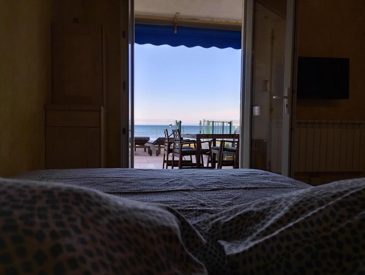 Le Surplage 耶尔 外观 照片
