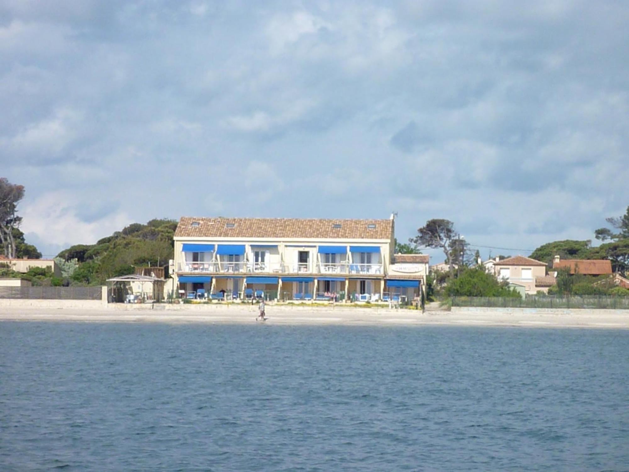 Le Surplage 耶尔 外观 照片